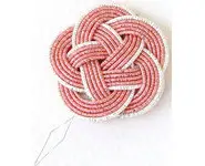 Enfile-aiguille rose