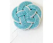 Enfile-aiguille turquoise